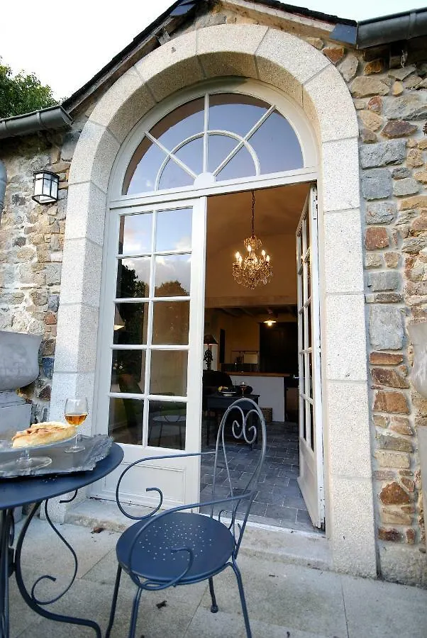 Manoir de la Villeneuve Lamballe 0*,  France